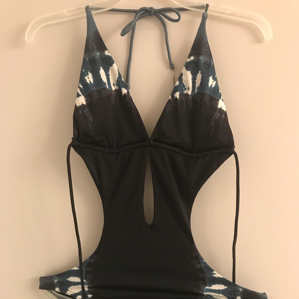 Victoria’s Secret monokini